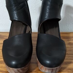 Black Leather Women's Shoes